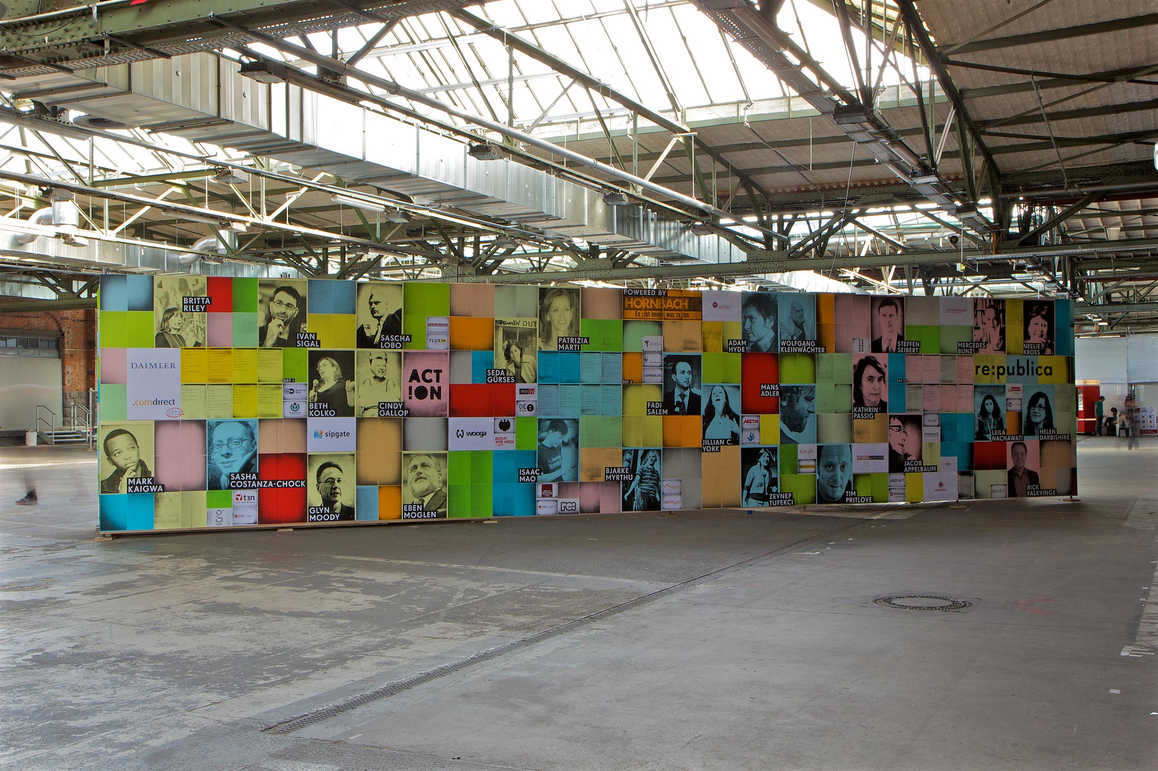 The back of the Twitter wall served as a bulletin board, informing visitors about upcoming talks and sessions.